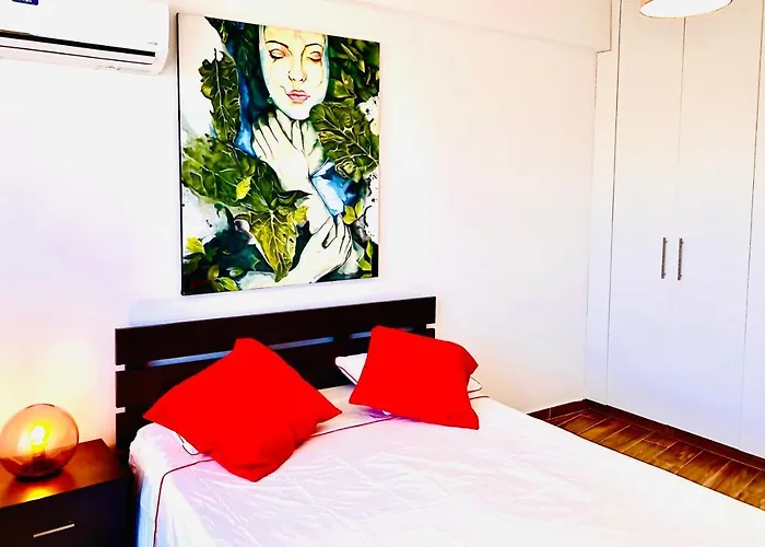 Bali 101 ラルナカ